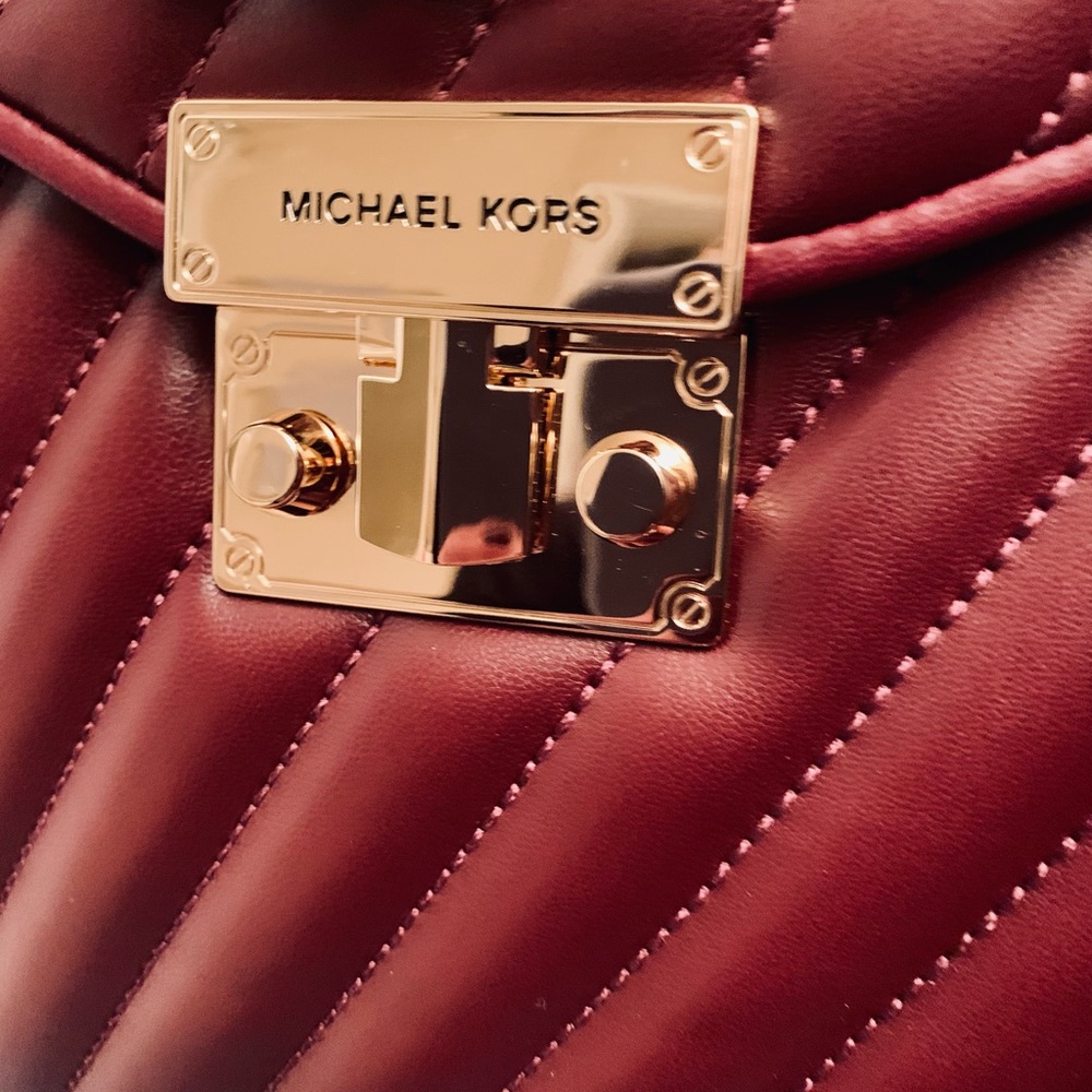 NWOT Michael Kors Purse/Backpack - Picture 2 of 4
